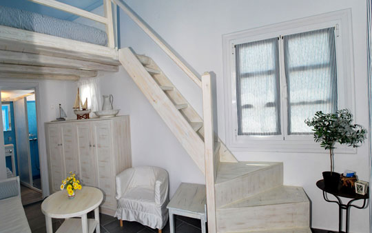 Room 5 - Sitting room and bed on the attic